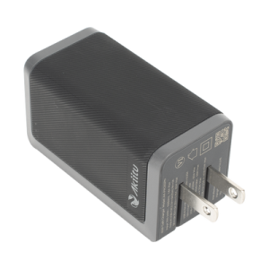 Cargador GaN III / 65 W / 3 Puertos / PD 3.0 y QC 4.0 / Enchufe Plegable / 6 Protecciones